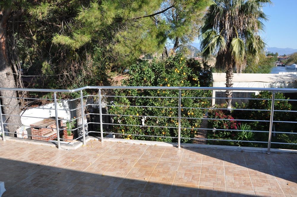 Longhouse Inn Hotel Dalyan Ngoại thất bức ảnh