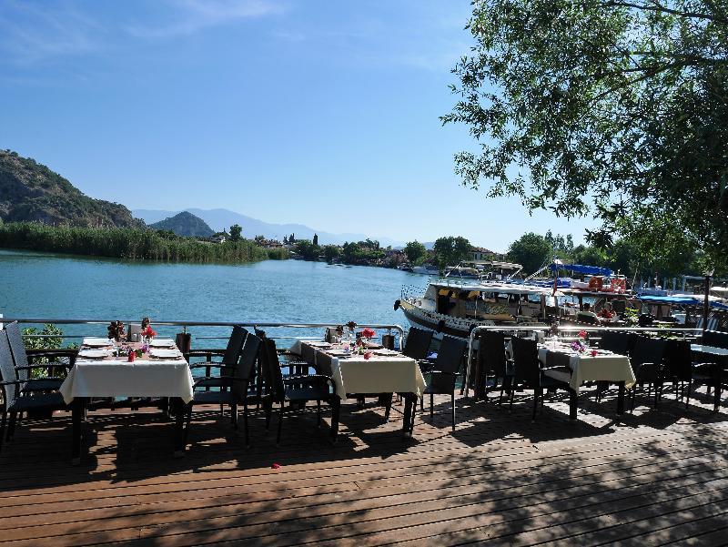 Longhouse Inn Hotel Dalyan Ngoại thất bức ảnh