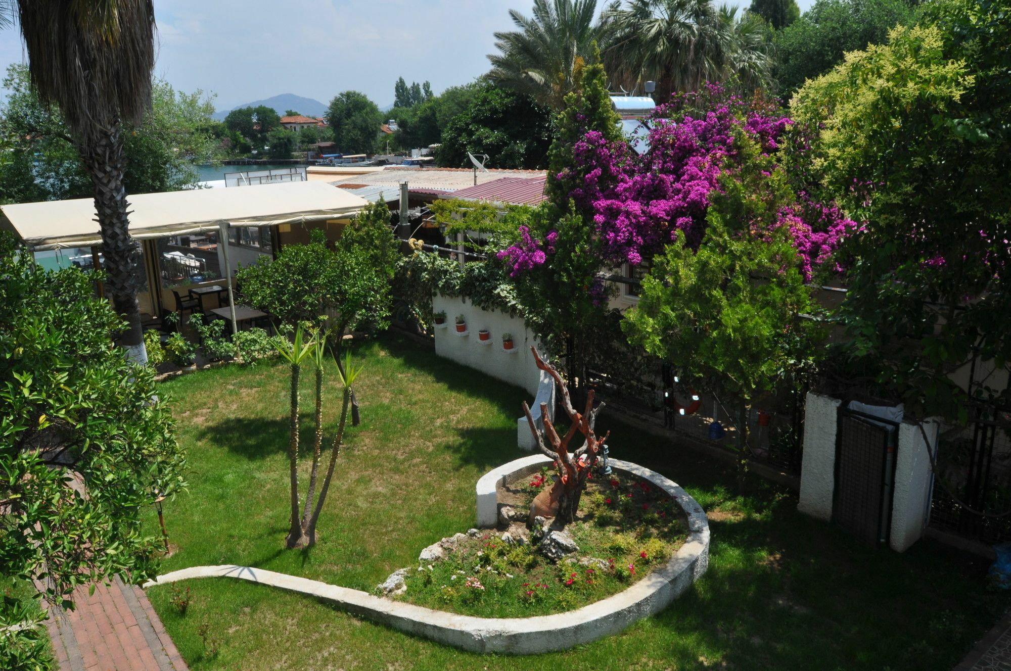Longhouse Inn Hotel Dalyan Ngoại thất bức ảnh