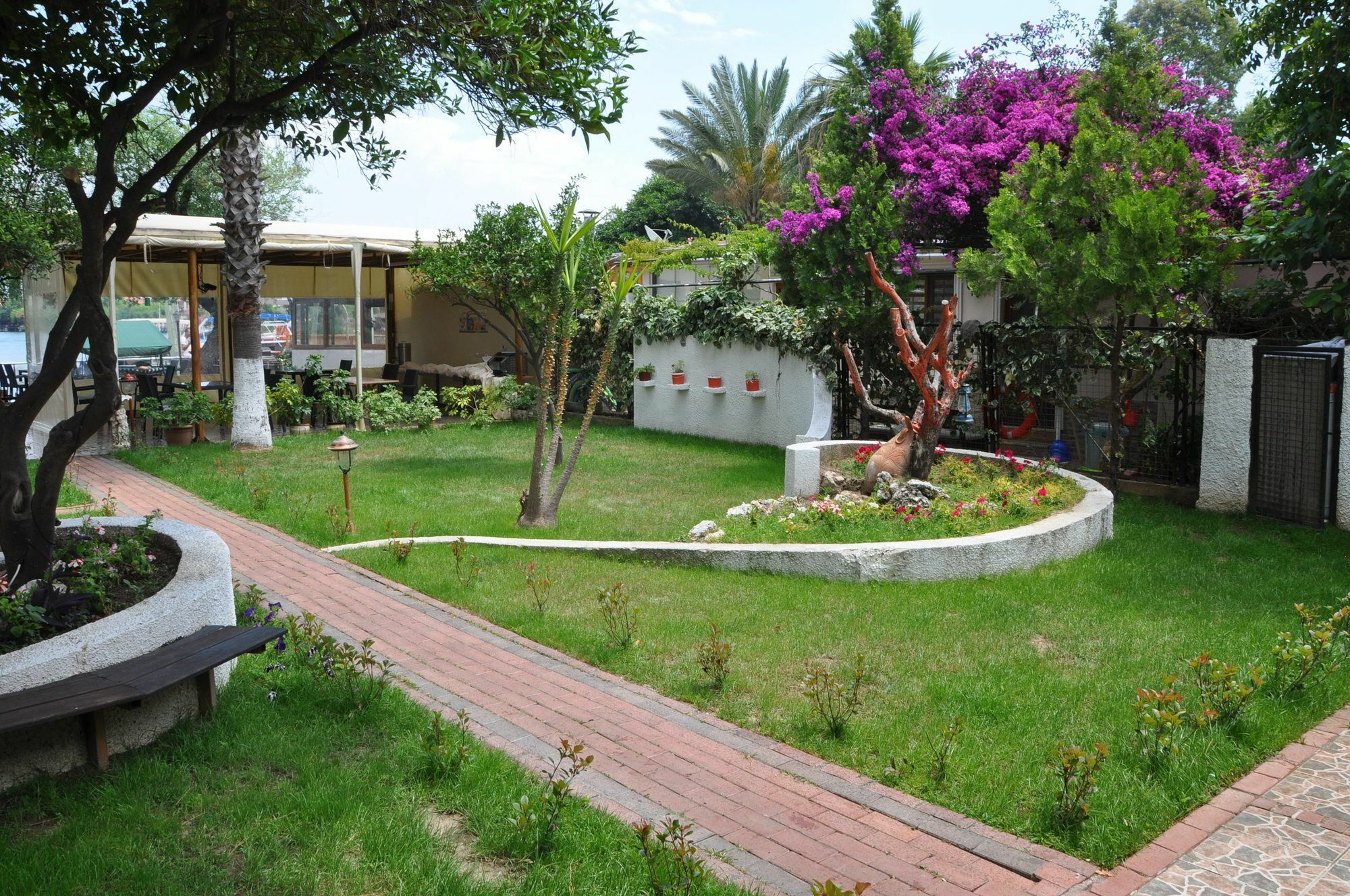Longhouse Inn Hotel Dalyan Ngoại thất bức ảnh