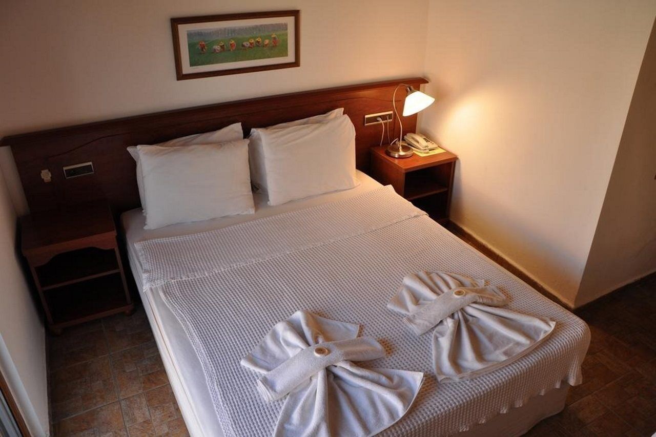 Longhouse Inn Hotel Dalyan Ngoại thất bức ảnh