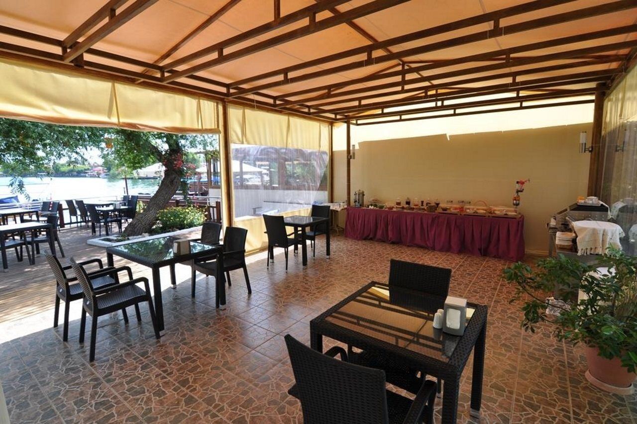 Longhouse Inn Hotel Dalyan Ngoại thất bức ảnh